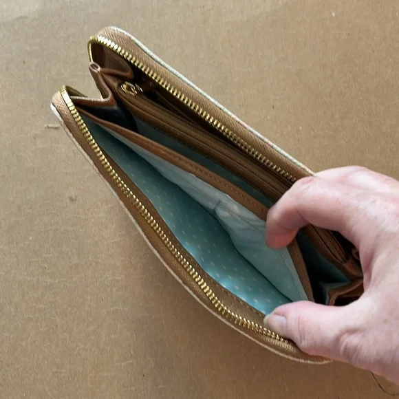 NWOT Disney Stitch Loungefly pastel wallet RARE zip around - Picture 11 of 16